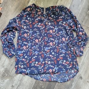 Brina & Em Lemmy V-Neck Top